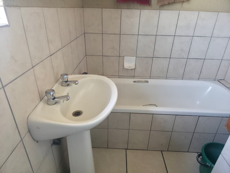 3 Bedroom Property for Sale in Rustenburg Central North West